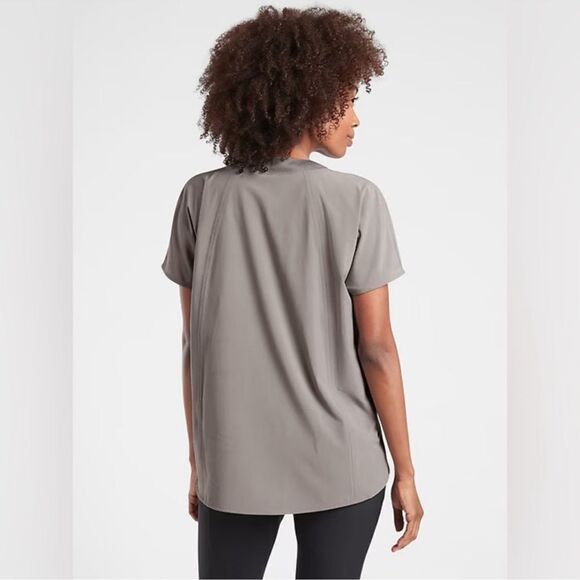 ATHLETA Zephyr V-Neck Tee Osprey Grey Women’s Size XS 980636 - Picture 3 of 9